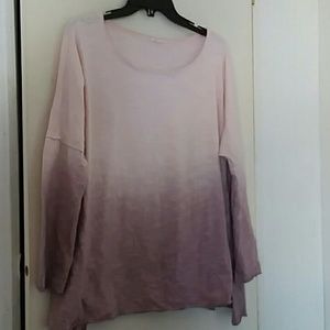 easel Ombre Long Sleeve Tee in Light Pink to Lavender
